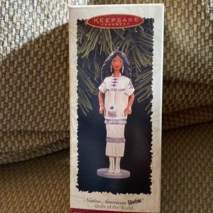 ✨💕 Vintage Hallmark Native American Barbie Ornament 💕✨